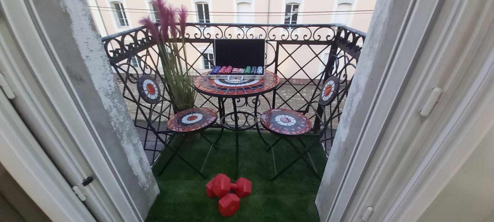 Les Suite Appartement A Chalon Sur Saone Δωμάτιο φωτογραφία