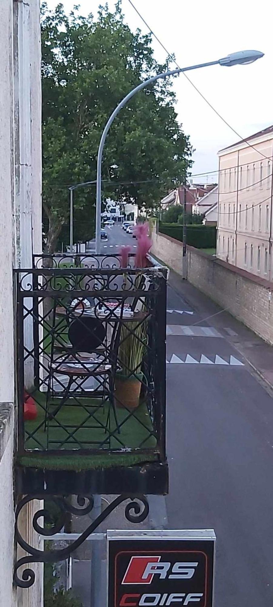 Les Suite Appartement A Chalon Sur Saone Δωμάτιο φωτογραφία